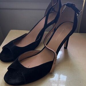 Anthropologie Black and Tan Sandals